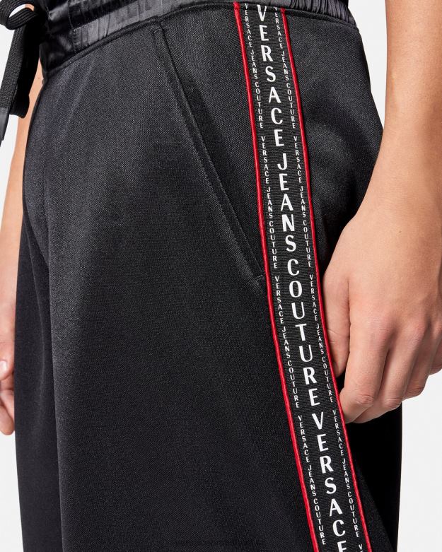 oblečenie X8X8P2432 Versace teplákové šortky s logom čierna muži