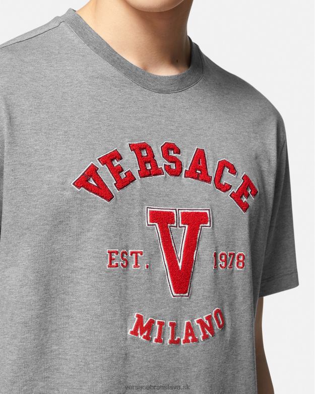 oblečenie X8X8P1403 Versace tričko s logom univerzity sivá muži