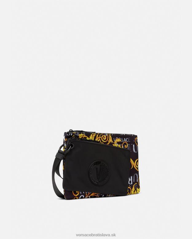 príslušenstvo X8X8P2497 Versace dvojité logo couture v-emblémové vrecko čierne zlato muži