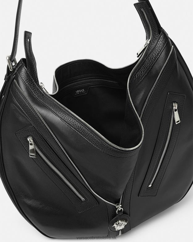tašky X8X8P1500 Versace opakujte veľkú hobo tašku čierna muži