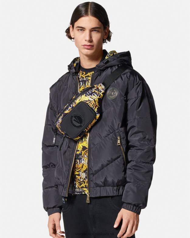 tašky X8X8P2495 Versace logo couture taška na opasok čierne zlato muži