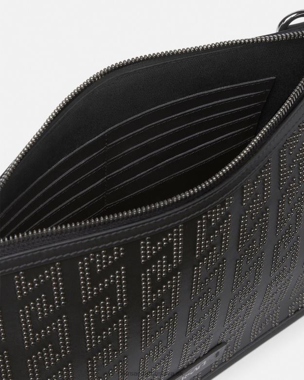 tašky X8X8P1475 Versace crossbody kabelka greca s cvočkami čierna muži