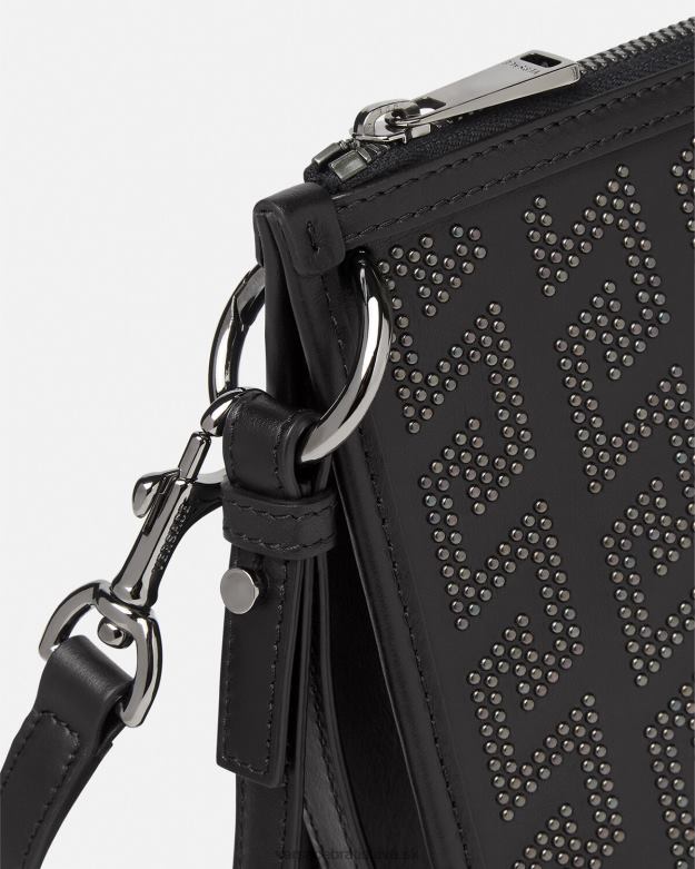tašky X8X8P1475 Versace crossbody kabelka greca s cvočkami čierna muži