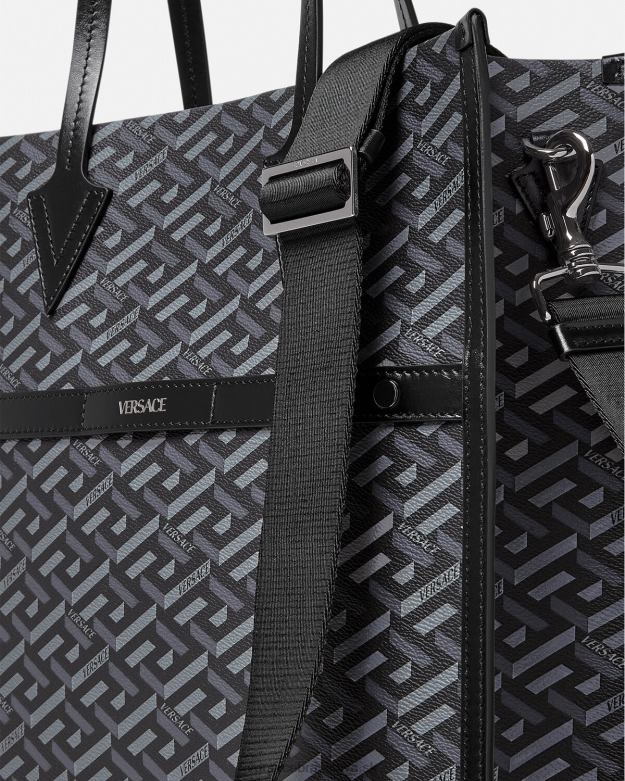 tašky X8X8P1476 Versace la greca signature vysoká kabelka čierna a sivá muži