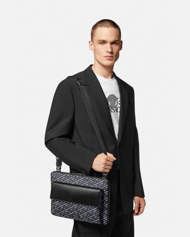 tašky X8X8P1483 Versace la greca signature obal na notebook čierna a sivá muži