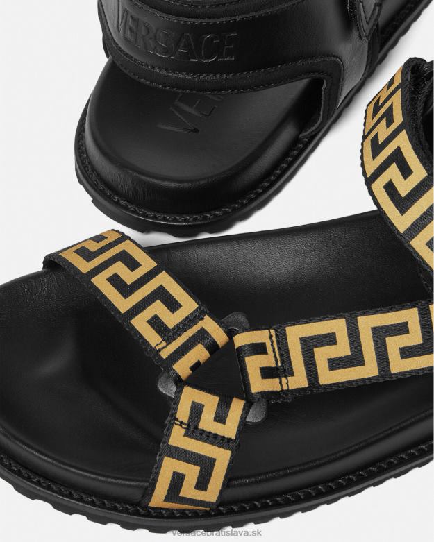 topánka X8X8P1590 Versace greca sandále čierne zlato muži