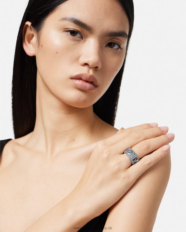príslušenstvo X8X8P723 Versace krištáľový prsteň medusa greca svetlo modrá a metalická ženy