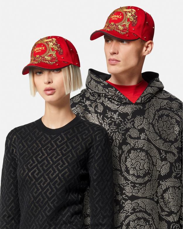 príslušenstvo X8X8P909 Versace baroková kryštálová mriežka baseballová čiapka červená ženy