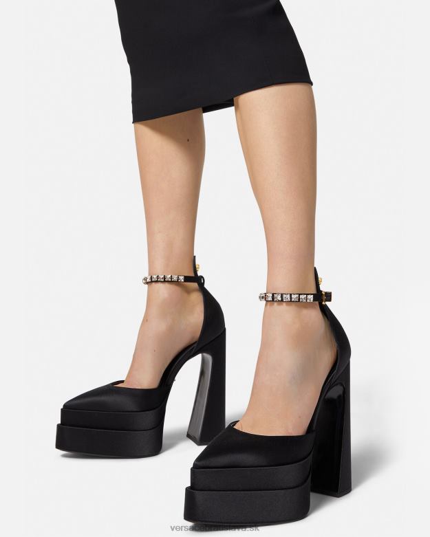 topánka X8X8P421 Versace špicaté plošinové čerpadlá aevitas čierna ženy